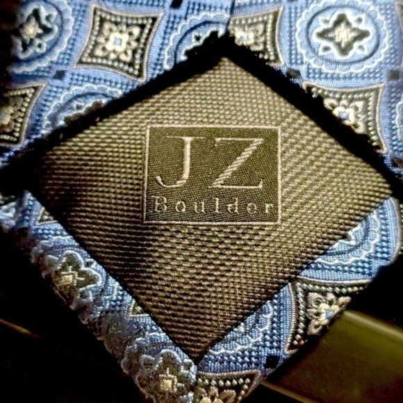 Unique Bundle of Neck Ties - Picture 3 of 5